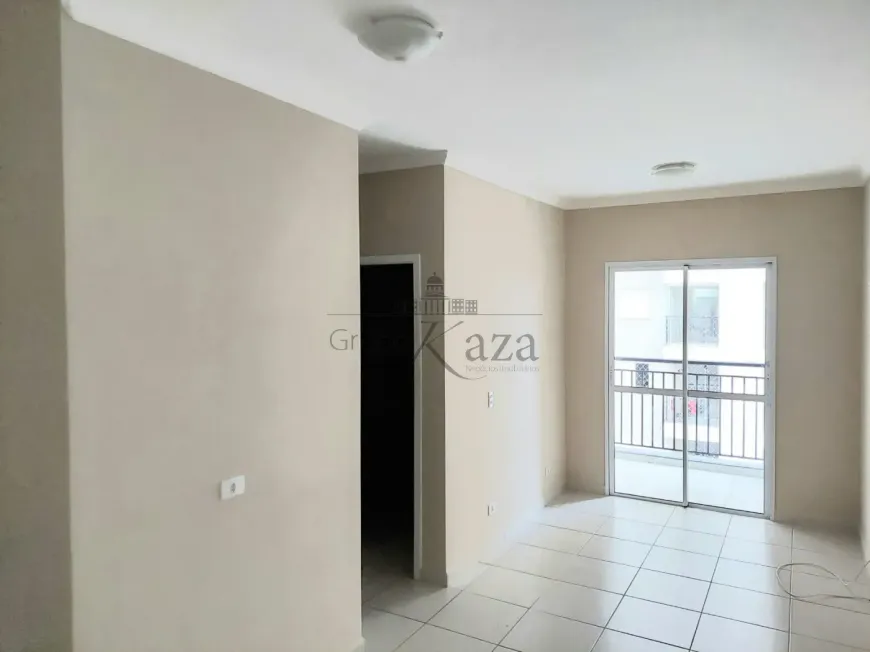 Foto 1 de Apartamento com 2 Quartos à venda, 56m² em Areao, Taubaté