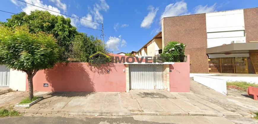 Foto 1 de Casa com 3 Quartos para alugar, 390m² em Morada do Sol, Teresina