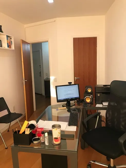 Foto 1 de Sala Comercial com 2 Quartos à venda, 30m² em Centro, Niterói