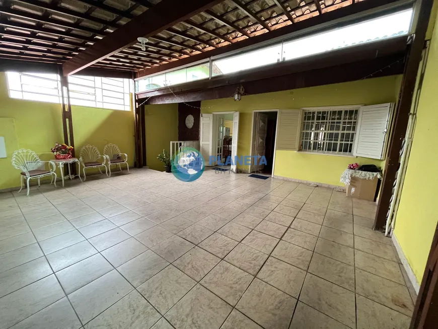 Foto 1 de Casa com 3 Quartos à venda, 150m² em Santa Mônica, Belo Horizonte