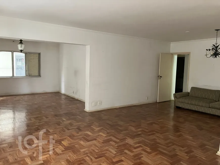 Foto 1 de Apartamento com 2 Quartos à venda, 131m² em Jardim América, São Paulo