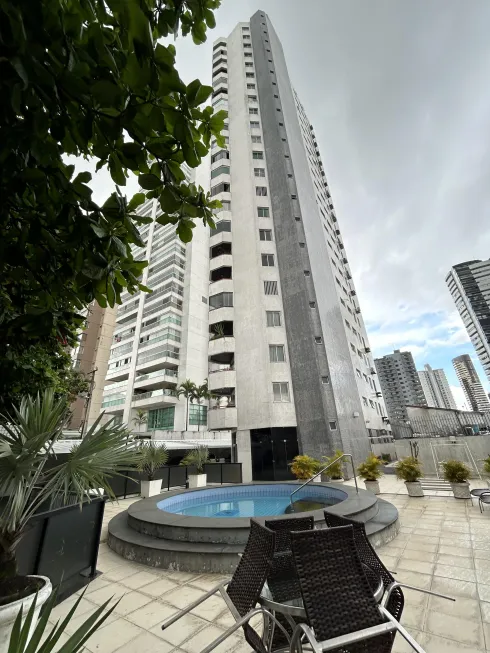 Foto 1 de Apartamento com 3 Quartos à venda, 193m² em Umarizal, Belém