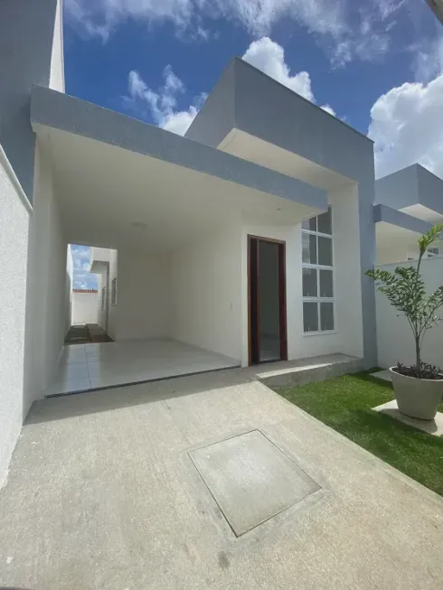Foto 1 de Casa com 2 Quartos à venda, 83m² em Nova Esperança, Parnamirim