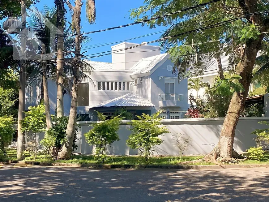 Foto 1 de Casa de Condomínio com 8 Quartos à venda, 1000m² em Recreio Dos Bandeirantes, Rio de Janeiro