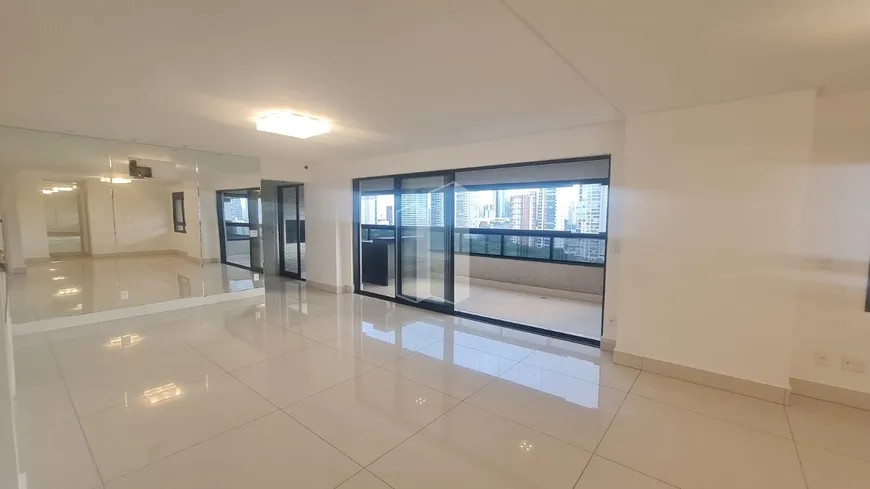 Foto 1 de Apartamento com 3 Quartos à venda, 170m² em Jardim Goiás, Goiânia