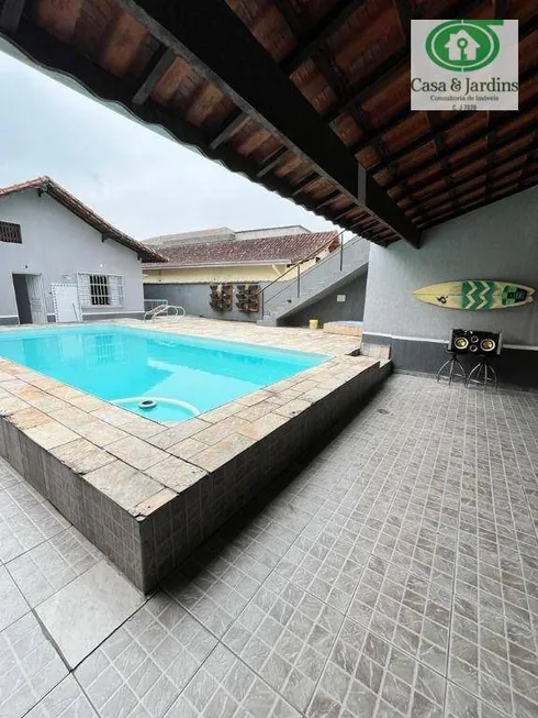 Foto 1 de Casa com 2 Quartos à venda, 362m² em Vila Tupi, Praia Grande