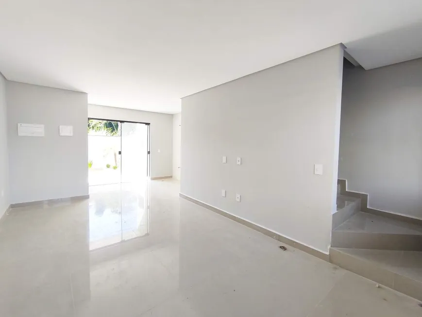 Foto 1 de Sobrado com 2 Quartos à venda, 99m² em Jaragua Noventa E Nove, Jaraguá do Sul