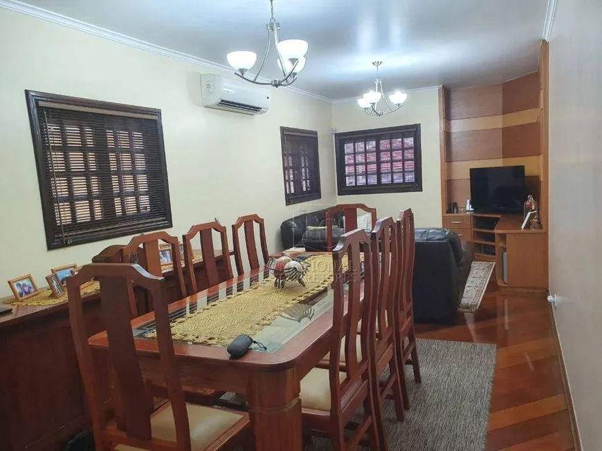 Foto 1 de Sobrado com 3 Quartos para venda ou aluguel, 200m² em Vila Floresta, Santo André