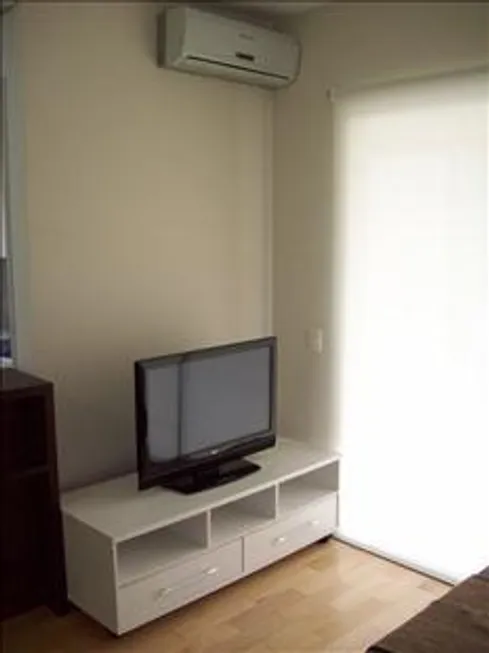 Foto 1 de Apartamento com 1 Quarto à venda, 55m² em Cerqueira César, São Paulo