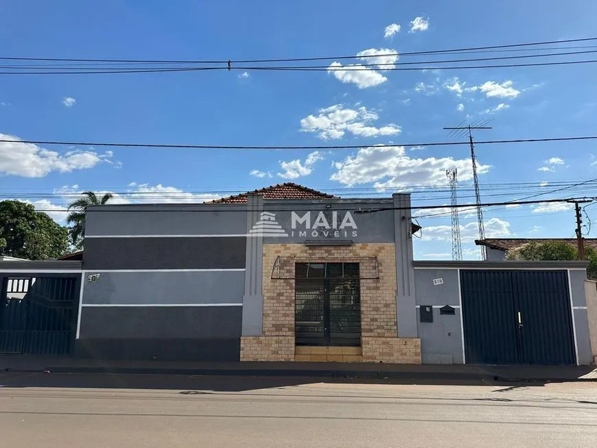 Foto 1 de Casa com 4 Quartos à venda, 182m² em Centro, Conceição das Alagoas