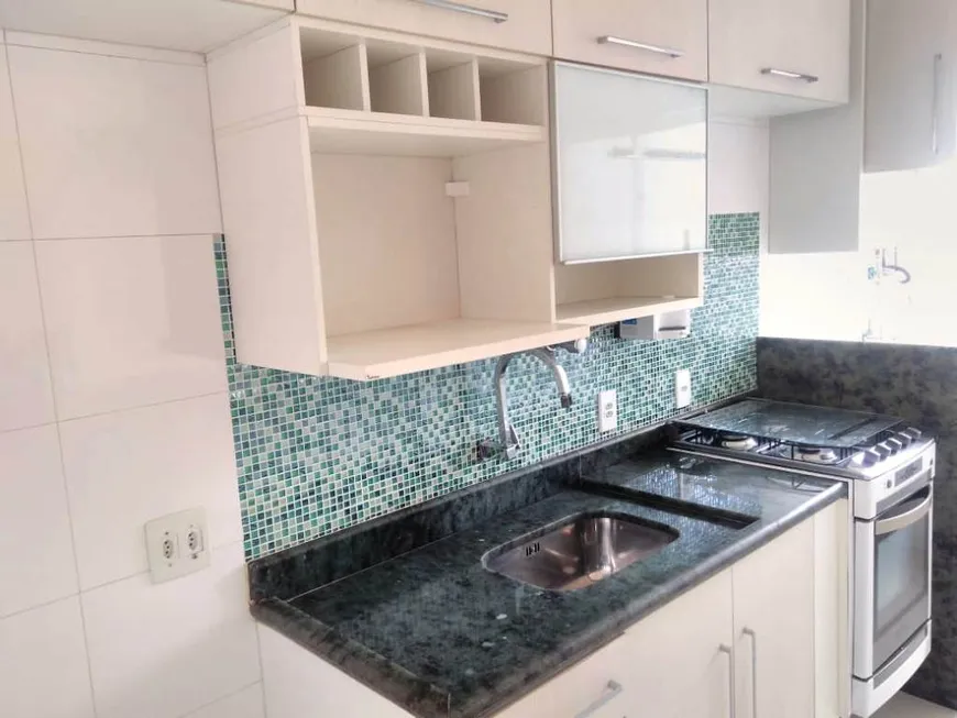 Foto 1 de Apartamento com 2 Quartos à venda, 50m² em Granja dos Cavaleiros, Macaé