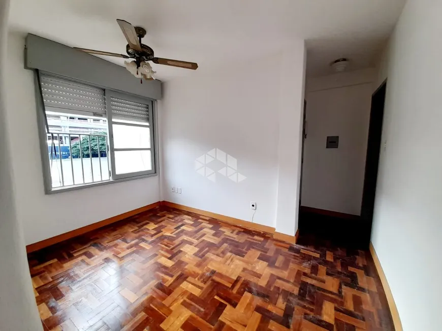 Foto 1 de Apartamento com 2 Quartos à venda, 50m² em Praia de Belas, Porto Alegre