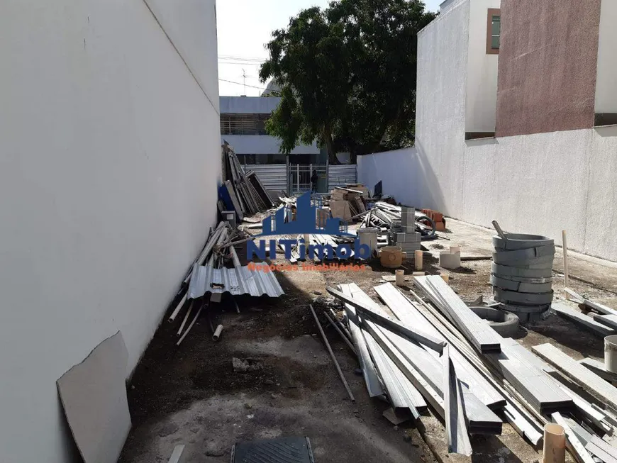 Foto 1 de Lote/Terreno à venda, 180m² em São Francisco, Niterói