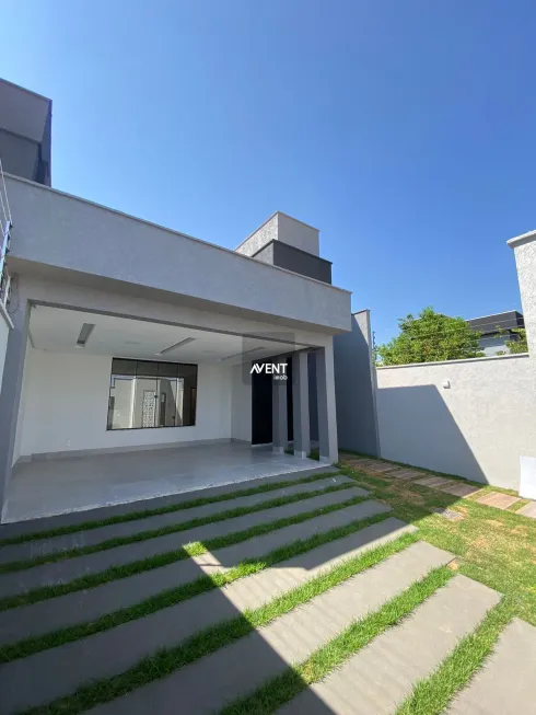 Foto 1 de Casa com 3 Quartos à venda, 144m² em Setor Faiçalville, Goiânia