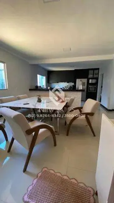 Foto 1 de Casa com 3 Quartos à venda, 300m² em Setor Solar Santa Rita, Goiânia