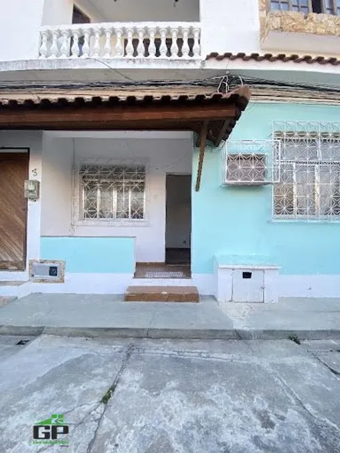 Foto 1 de Casa com 2 Quartos à venda, 70m² em Madureira, Rio de Janeiro