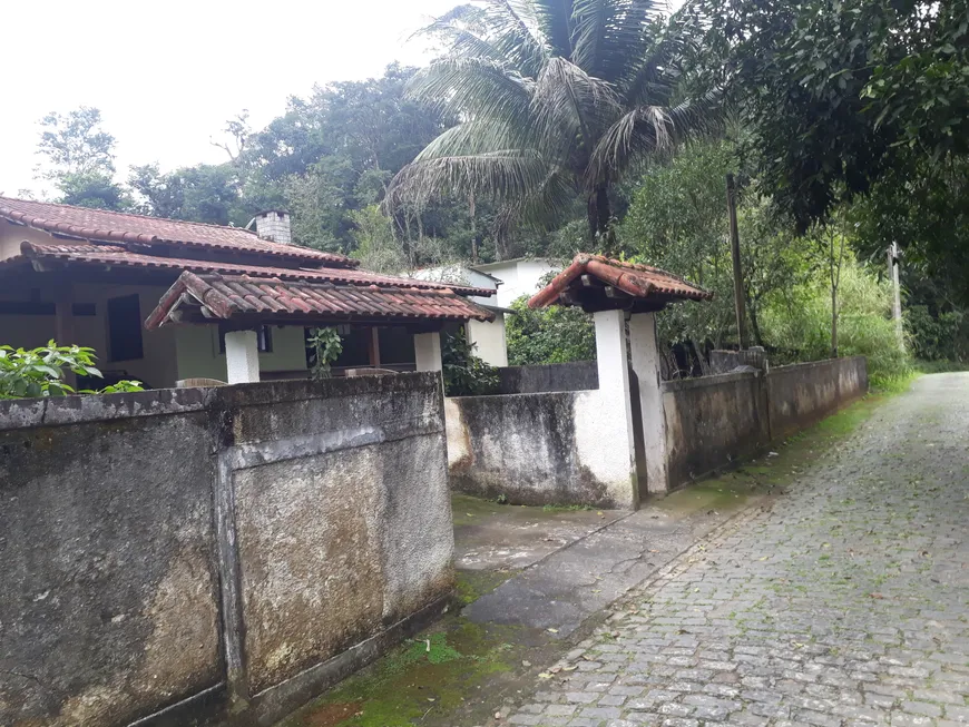 Foto 1 de Lote/Terreno à venda, 360m² em Iconha, Guapimirim