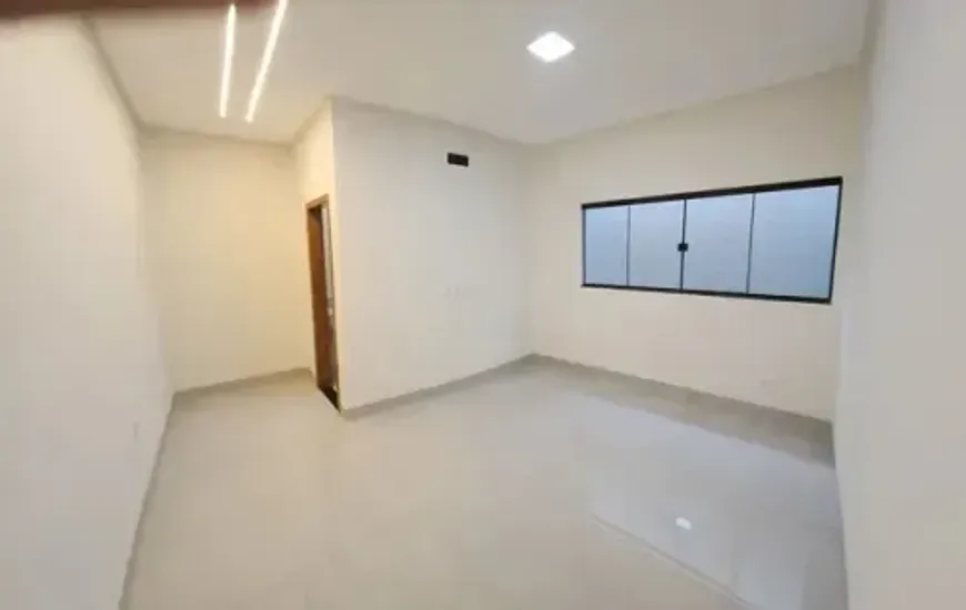 Foto 1 de Casa com 3 Quartos à venda, 135m² em Jardim Presidente, Goiânia