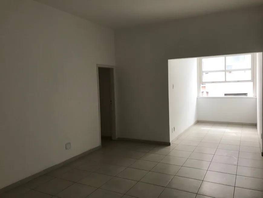 Foto 1 de Apartamento com 3 Quartos à venda, 85m² em Copacabana, Rio de Janeiro