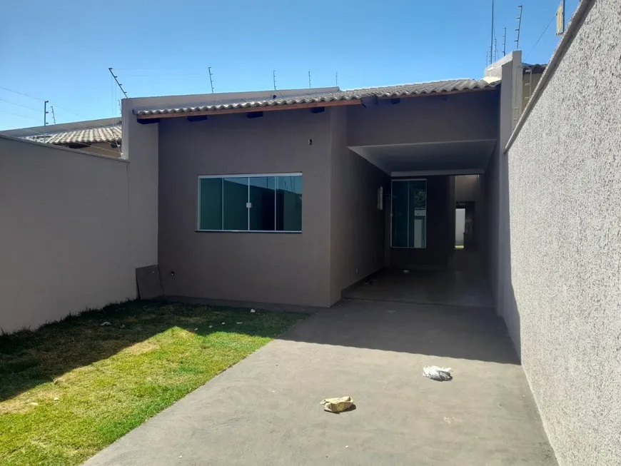 Foto 1 de Casa com 2 Quartos à venda, 118m² em Setor Colonial Sul, Aparecida de Goiânia