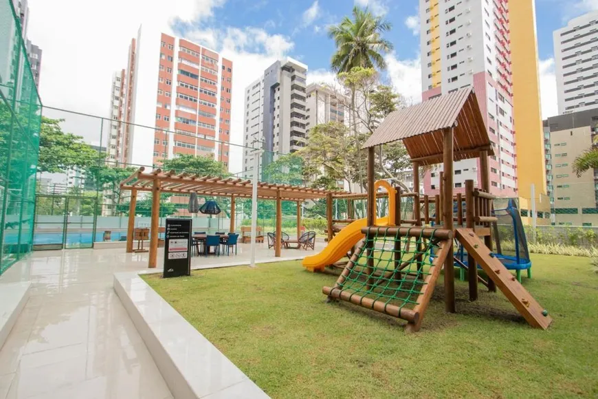 Foto 1 de Apartamento com 4 Quartos à venda, 189m² em Boa Viagem, Recife