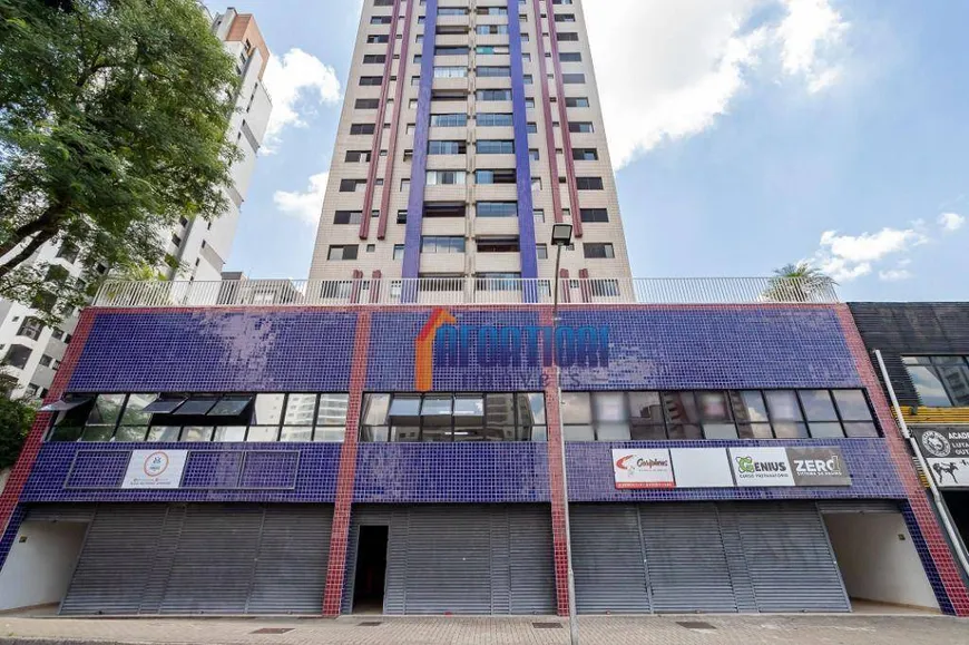 Foto 1 de Ponto Comercial para alugar, 63m² em Cabral, Curitiba