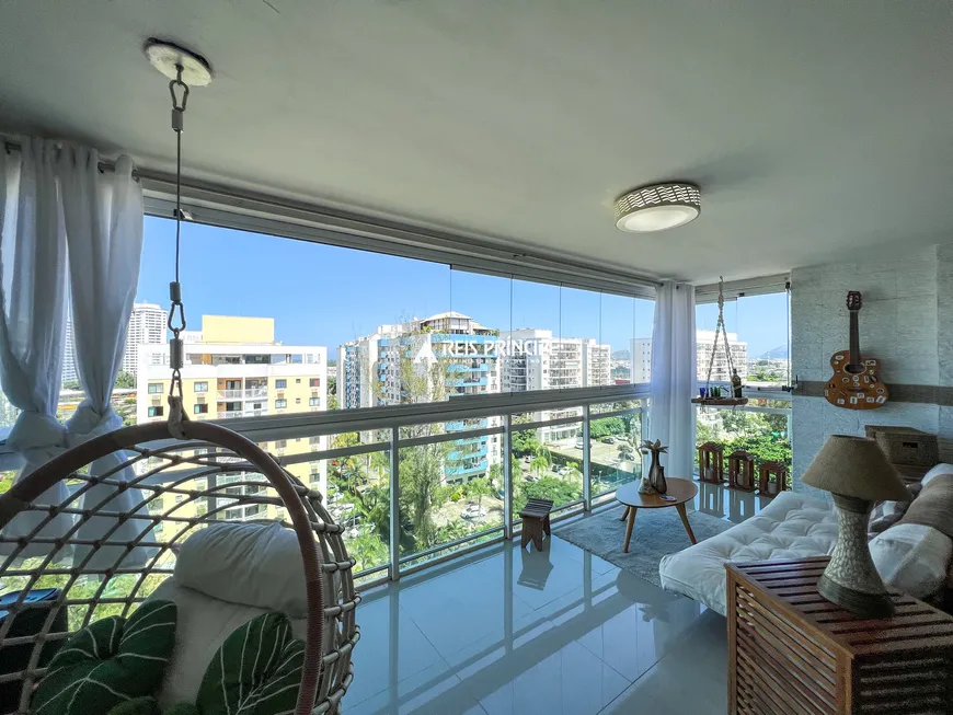 Foto 1 de Apartamento com 3 Quartos para alugar, 92m² em Recreio Dos Bandeirantes, Rio de Janeiro
