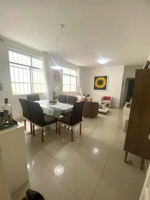 Foto 1 de Apartamento com 3 Quartos à venda, 130m² em Pituba, Salvador