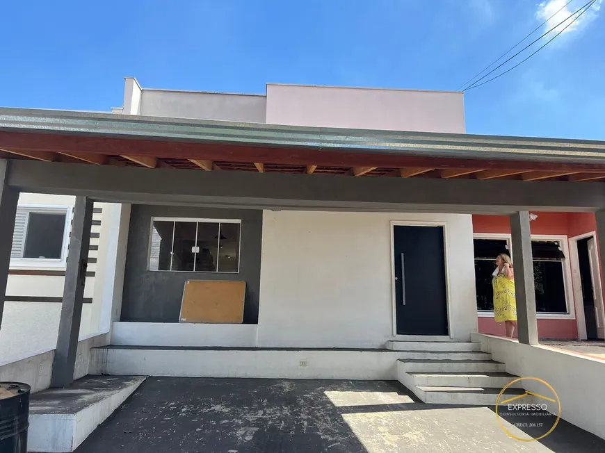 Foto 1 de Casa com 3 Quartos para alugar, 100m² em Horto Florestal, Sorocaba