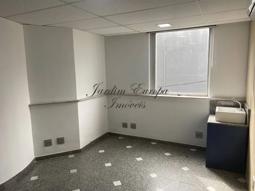 Foto 1 de Sala Comercial para venda ou aluguel, 196m² em Jardim Paulistano, São Paulo