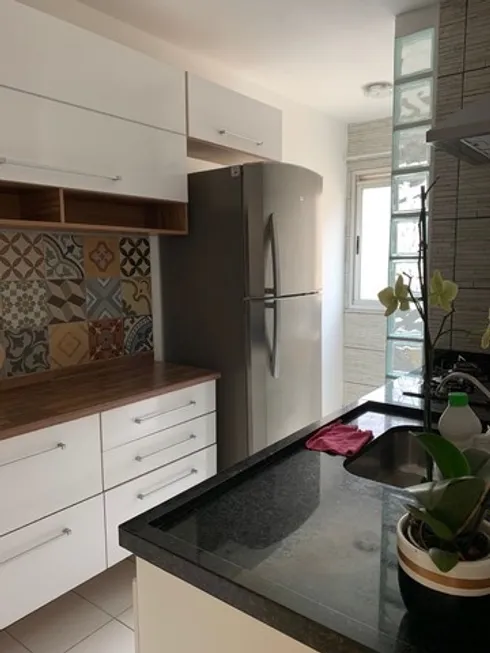 Foto 1 de Apartamento com 2 Quartos à venda, 50m² em Vila Carrão, São Paulo