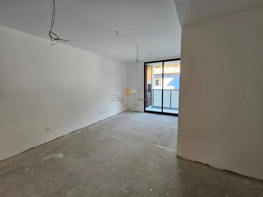 Foto 1 de Apartamento com 2 Quartos à venda, 76m² em Agriões, Teresópolis