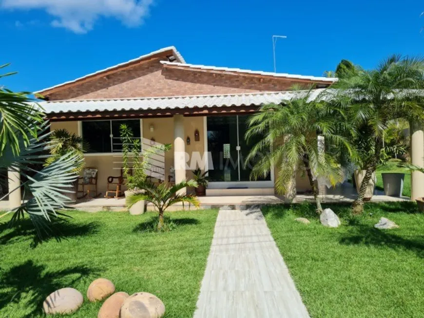 Foto 1 de Casa de Condomínio com 4 Quartos à venda, 380m² em Busca-Vida, Camaçari