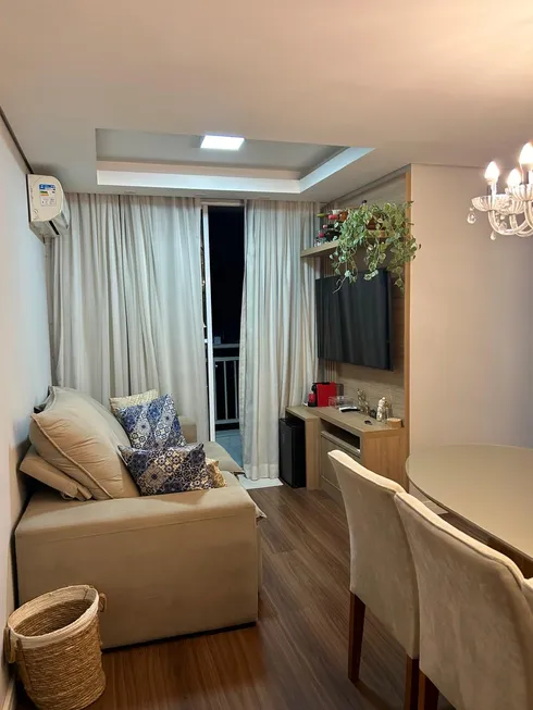 Foto 1 de Apartamento com 3 Quartos à venda, 57m² em Jardim Jasmim, Nova Iguaçu