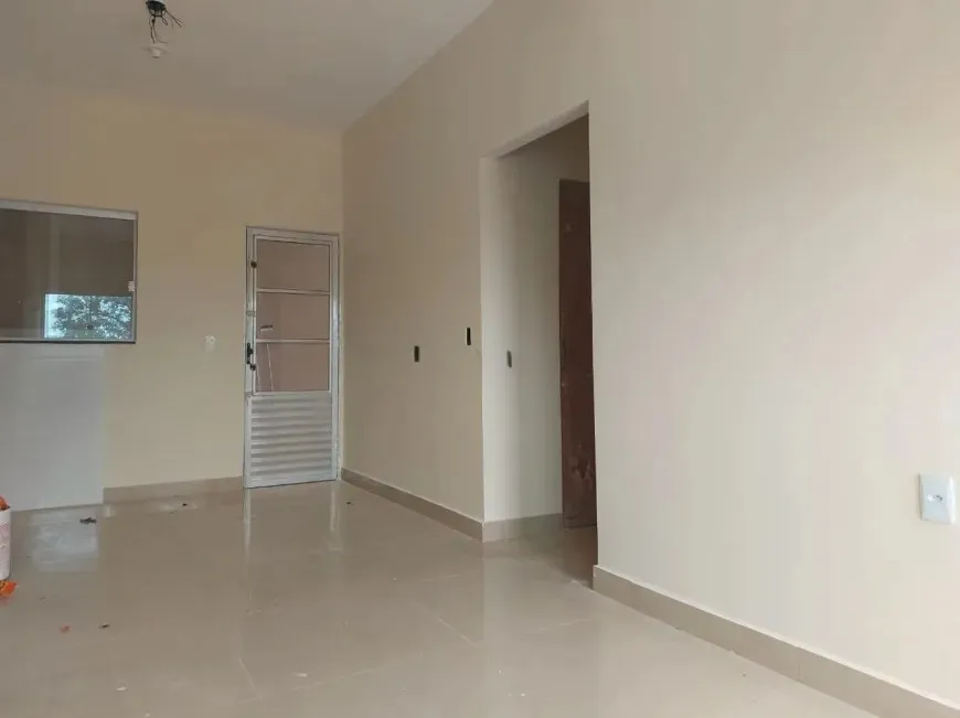 Foto 1 de Apartamento com 2 Quartos para alugar, 42m² em Baronesa , Santa Luzia