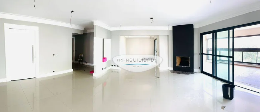 Foto 1 de Apartamento com 4 Quartos para alugar, 387m² em Panamby, São Paulo