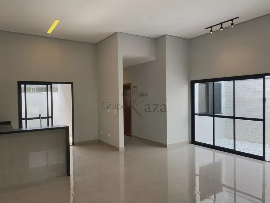 Foto 1 de Casa de Condomínio com 3 Quartos à venda, 124m² em Residencial Vila Romana, Pindamonhangaba