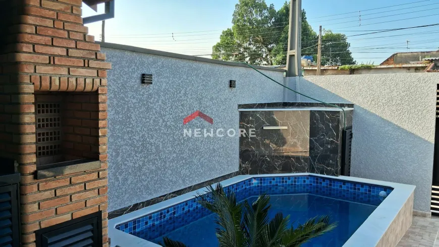 Foto 1 de Casa com 2 Quartos à venda, 128m² em Jardim Ribamar, Peruíbe