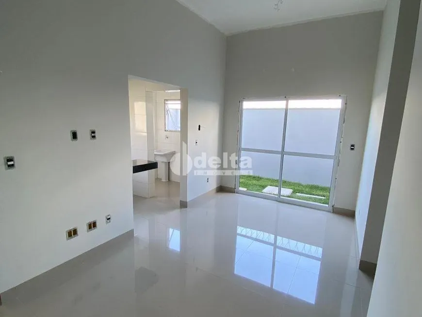 Foto 1 de Apartamento com 3 Quartos à venda, 65m² em Shopping Park, Uberlândia