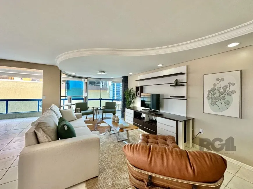 Foto 1 de Apartamento com 3 Quartos à venda, 179m² em Centro, Capão da Canoa