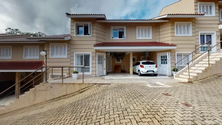 Foto 1 de Casa com 3 Quartos à venda, 134m² em Nonoai, Porto Alegre