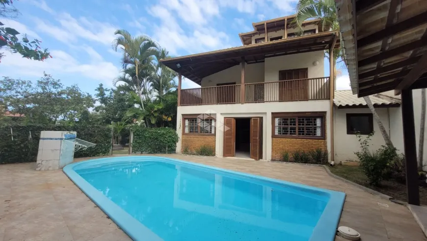 Foto 1 de Casa com 4 Quartos à venda, 203m² em Campeche, Florianópolis