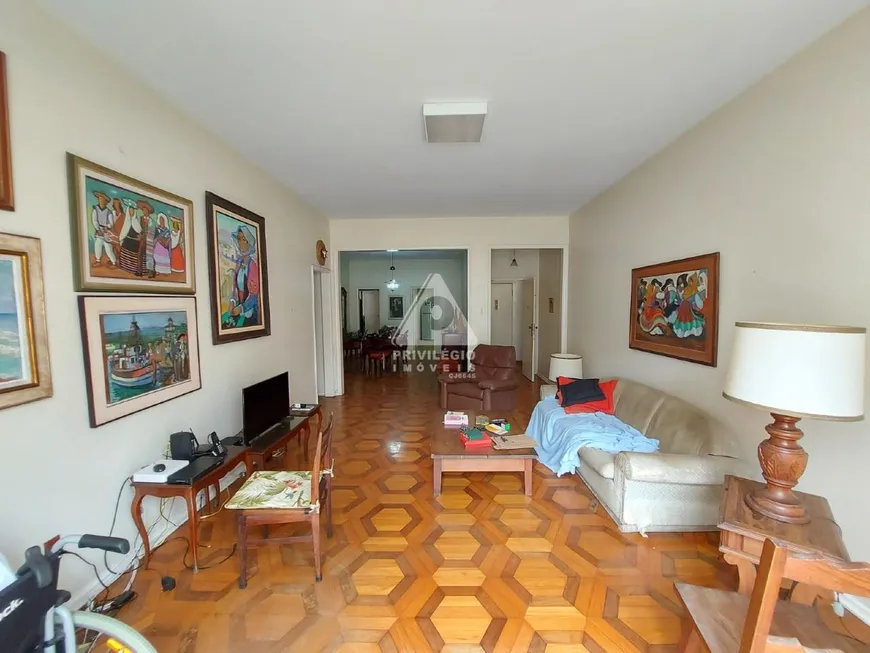 Foto 1 de Apartamento com 3 Quartos à venda, 143m² em Copacabana, Rio de Janeiro