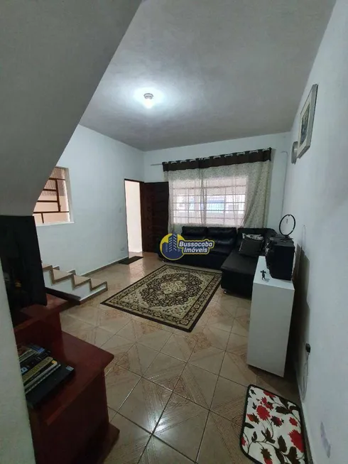 Foto 1 de Sobrado com 3 Quartos à venda, 125m² em Santo Antônio, Osasco