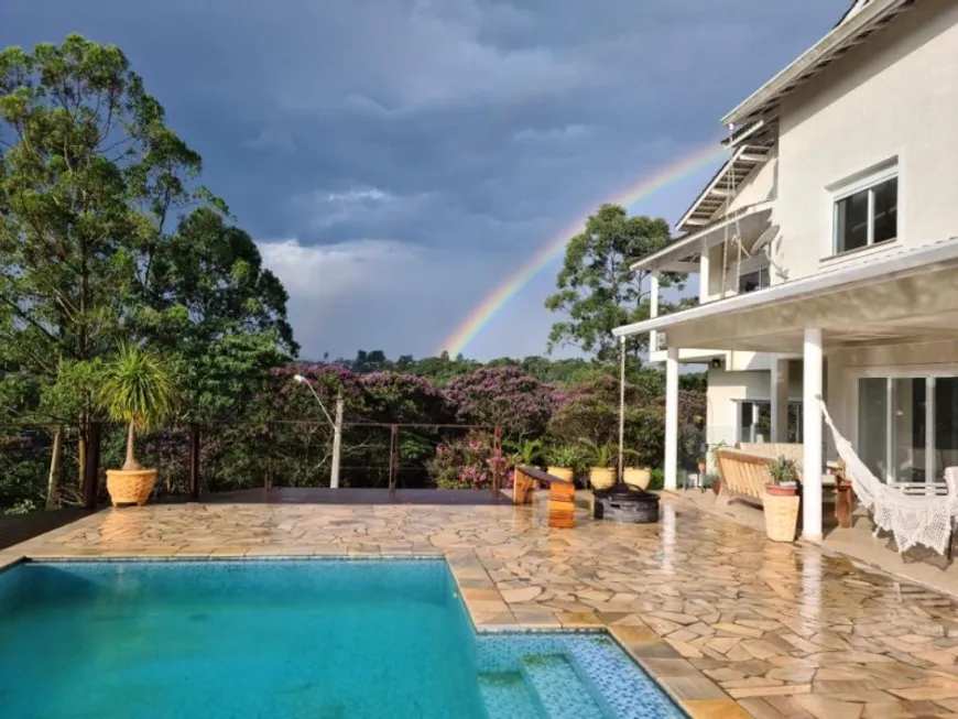 Foto 1 de Sobrado com 4 Quartos à venda, 1400m² em Santa Inês, Mairiporã