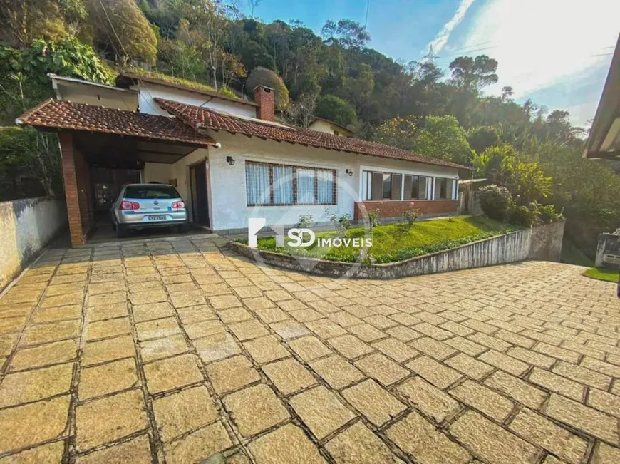 Foto 1 de Casa com 6 Quartos à venda, 300m² em Barra do Imbuí, Teresópolis