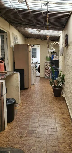 Foto 1 de Casa com 6 Quartos à venda, 166m² em Jardim Yeda, Campinas