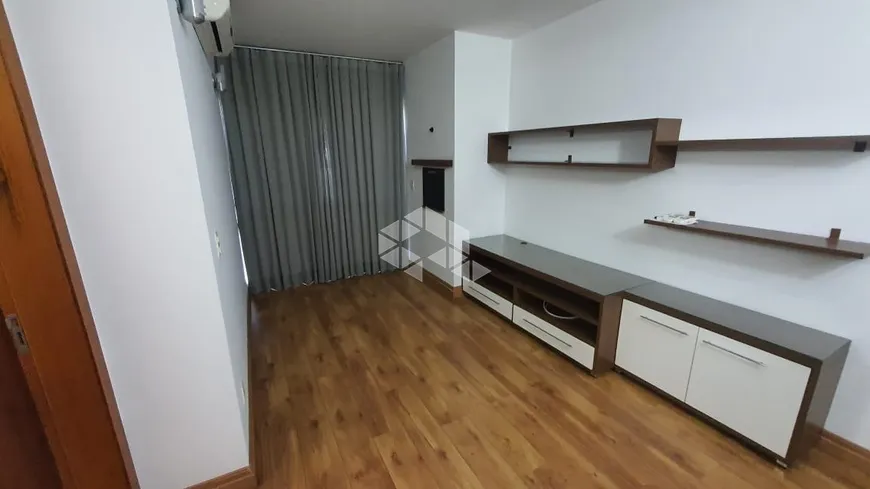 Foto 1 de Apartamento com 2 Quartos à venda, 56m² em Sarandi, Porto Alegre