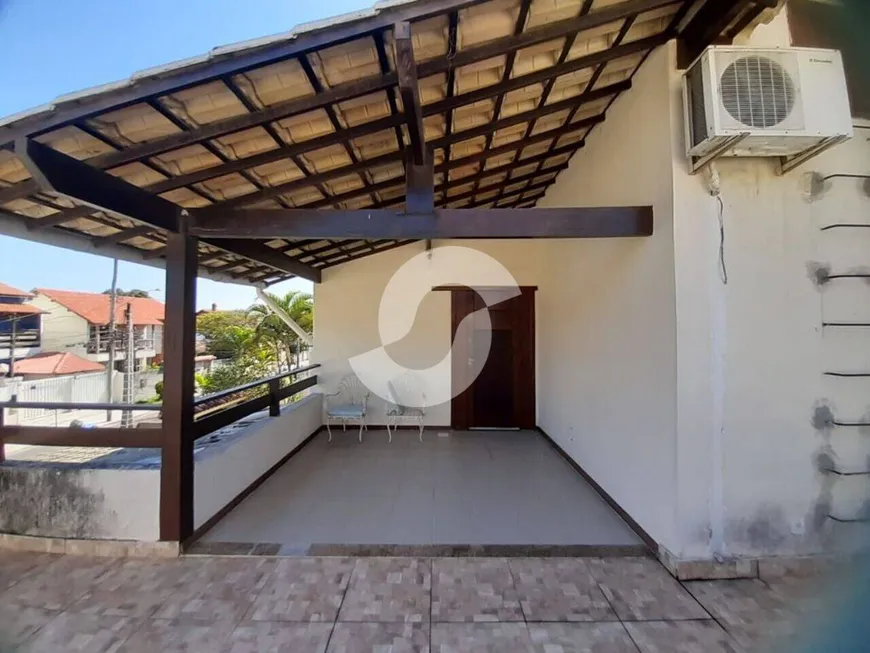 Foto 1 de Casa com 4 Quartos à venda, 360m² em Itaipu, Niterói