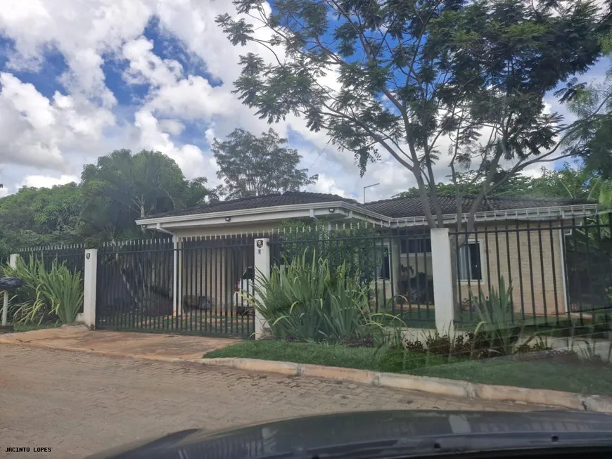 Foto 1 de Casa de Condomínio com 3 Quartos à venda, 250m² em Setor Habitacional Tororo, Brasília